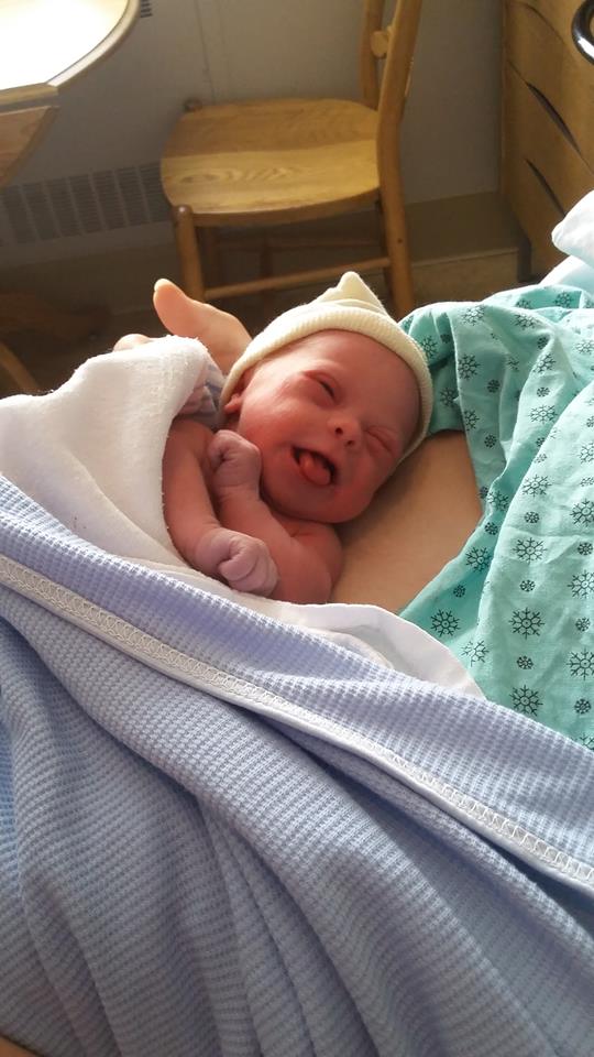 [Le plus populaire! ] bébé grosse tête trisomie 324323Bébé grosse tête